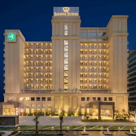 Sandal Suites By Lemon Tree Hotels Noida Dış mekan fotoğraf