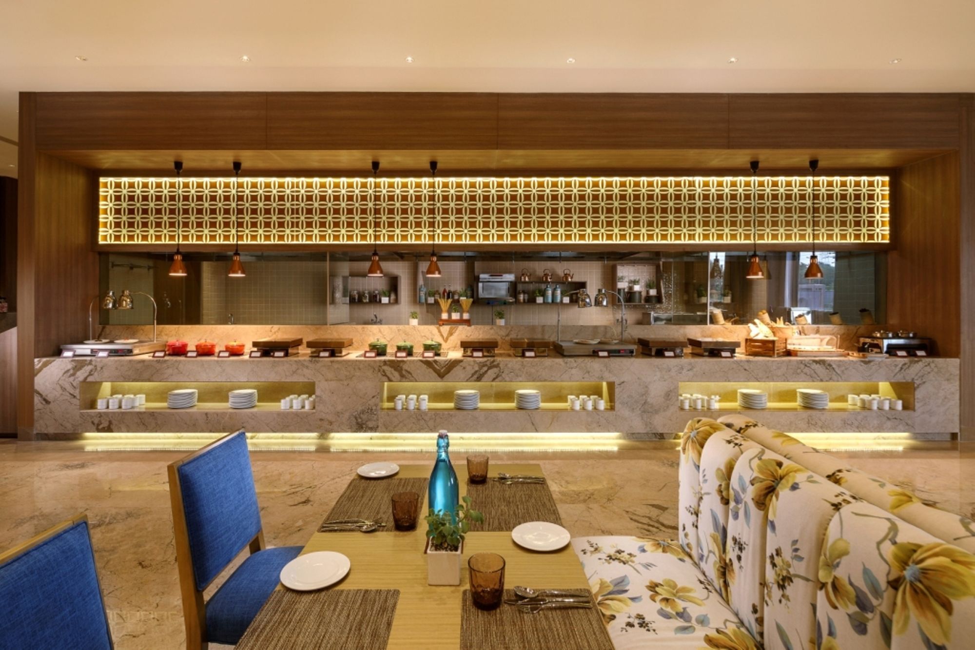 Sandal Suites By Lemon Tree Hotels Noida Dış mekan fotoğraf