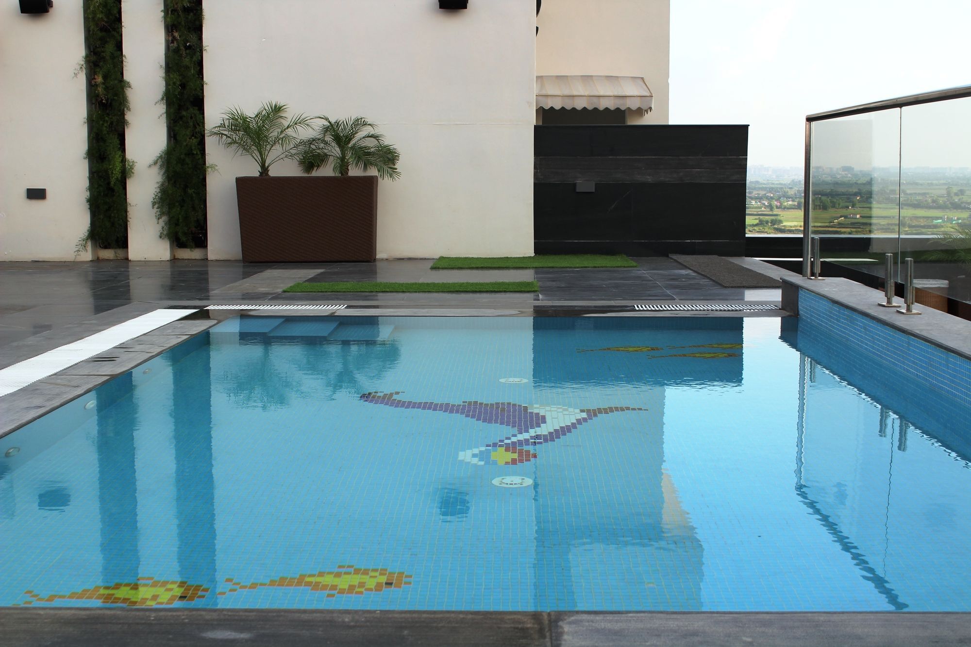 Sandal Suites By Lemon Tree Hotels Noida Dış mekan fotoğraf
